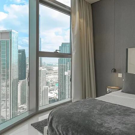 Paramount Tower Hotel And Residences With Infinity Sky Pool Dubai Exterior photo