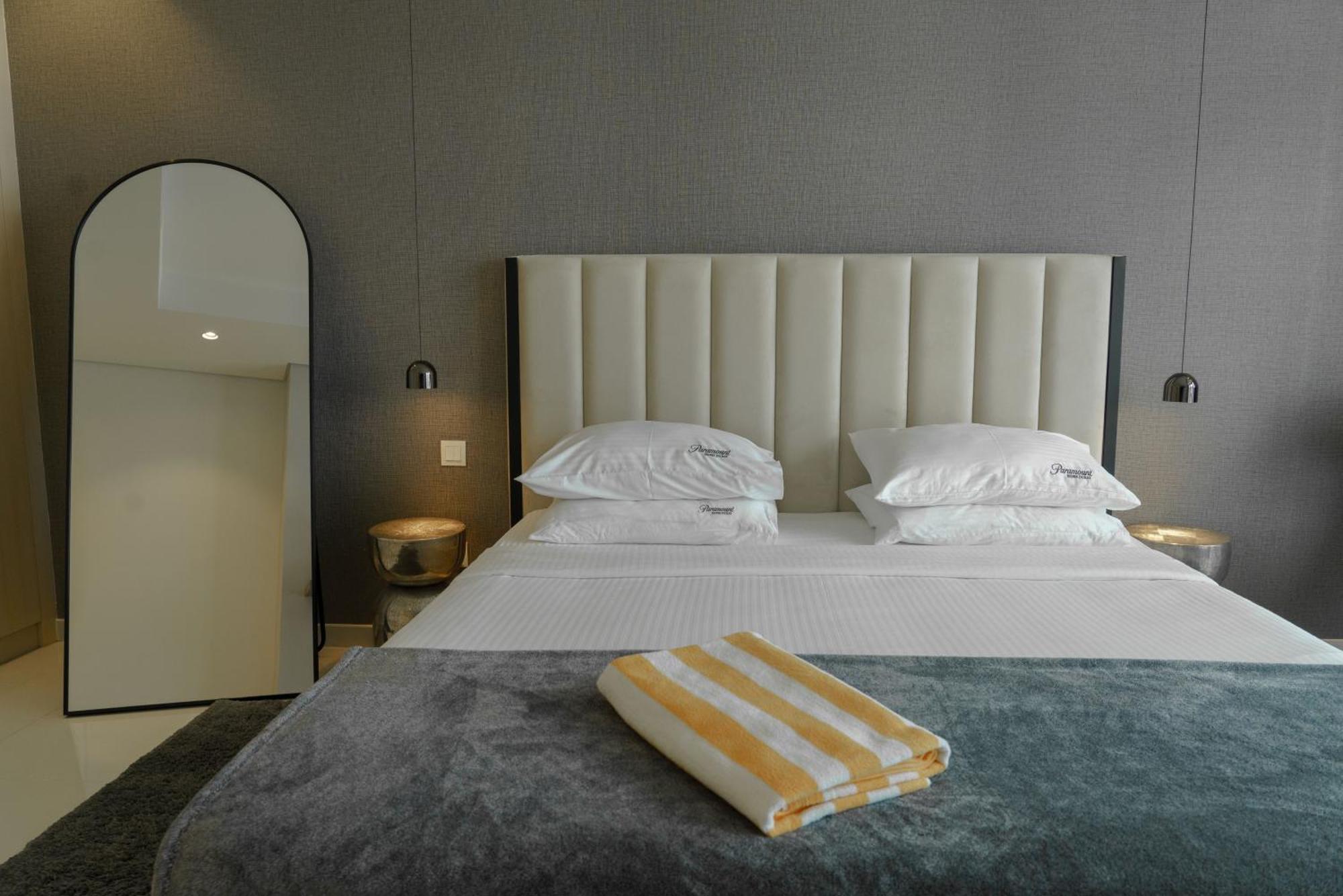 Appartamento Paramount Tower And Residences With Infinity Sky Pool Dubai