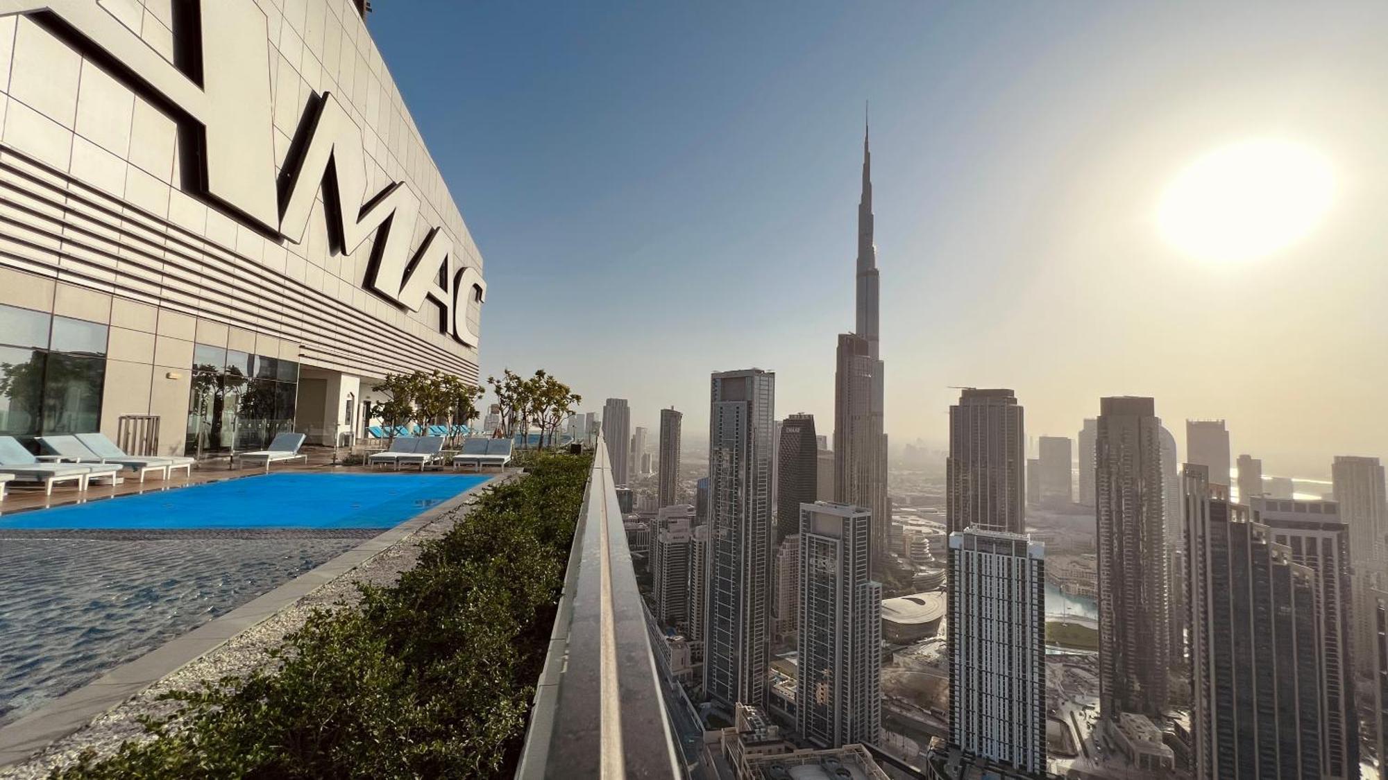 Appartamento Paramount Tower And Residences With Infinity Sky Pool Dubai